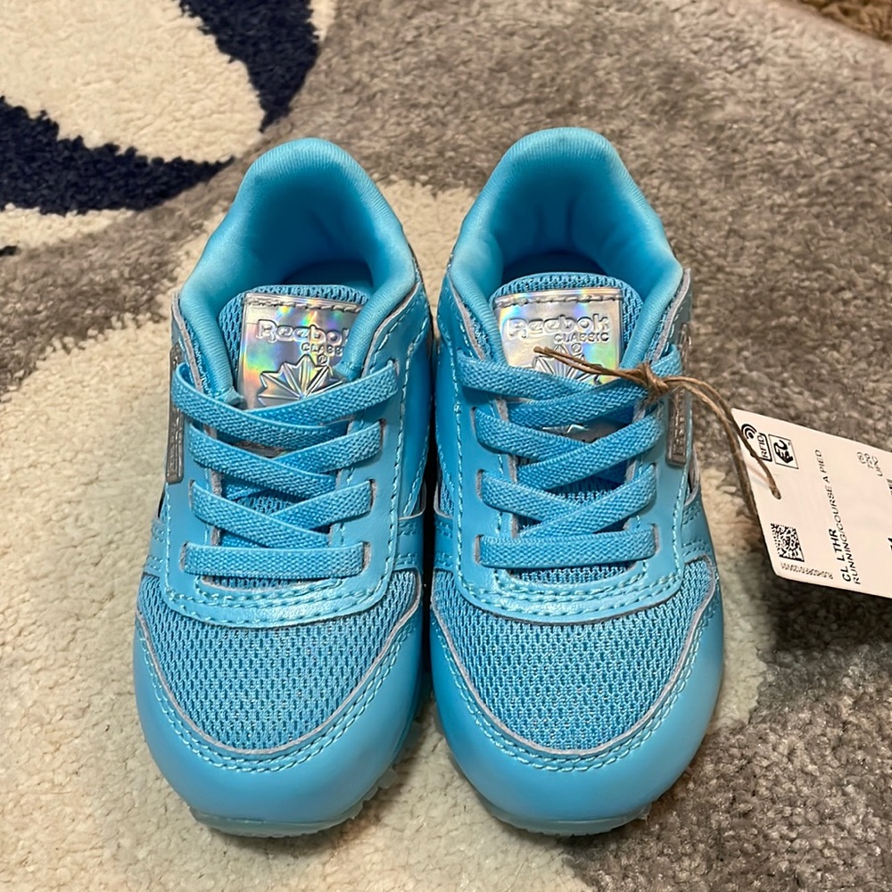 Reebok toddler shoes new